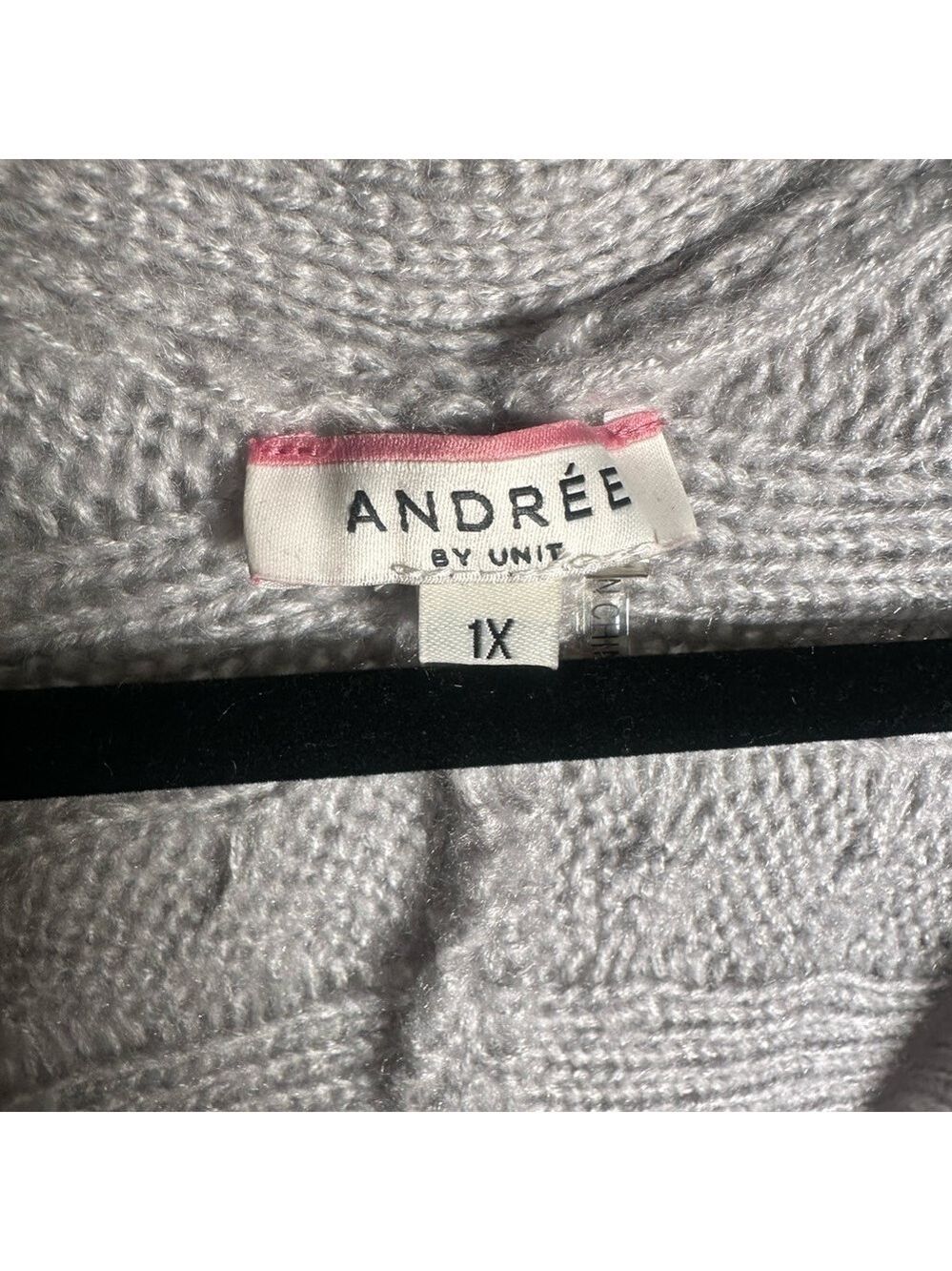 Gray Women's Sweater 1X - Picture 3 of 6
